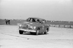 Impressionen vom Flugplatzrennen Wien-Aspern 1957. Foto: Erwin Jelinek / Technisches Museum Wien