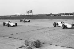 Impressionen vom Flugplatzrennen Wien-Aspern 1962. Foto: Arthur Fenzlau / Technisches Museum Wien