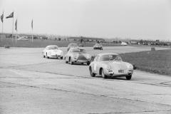 Impressionen vom Flugplatzrennen Wien-Aspern 1962. Foto: Erwin Jelinek / Technisches Museum Wien