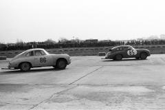 Impressionen vom Flugplatzrennen Wien-Aspern 1964. Foto: Arthur Fenzlau / Technisches Museum Wien