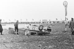 Impressionen vom Flugplatzrennen Wien-Aspern 1966. Foto: Arthur Fenzlau / Technisches Museum Wien