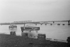 Impressionen vom Flugplatzrennen Wien-Aspern 1966. Foto: Arthur Fenzlau / Technisches Museum Wien