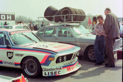 Impressionen vom Flugplatzrennen Wien-Aspern 1976. Foto: Arthur Fenzlau / Technisches Museum Wien