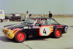 Impressionen vom Flugplatzrennen Wien-Aspern 1976. Foto: Arthur Fenzlau / Technisches Museum Wien